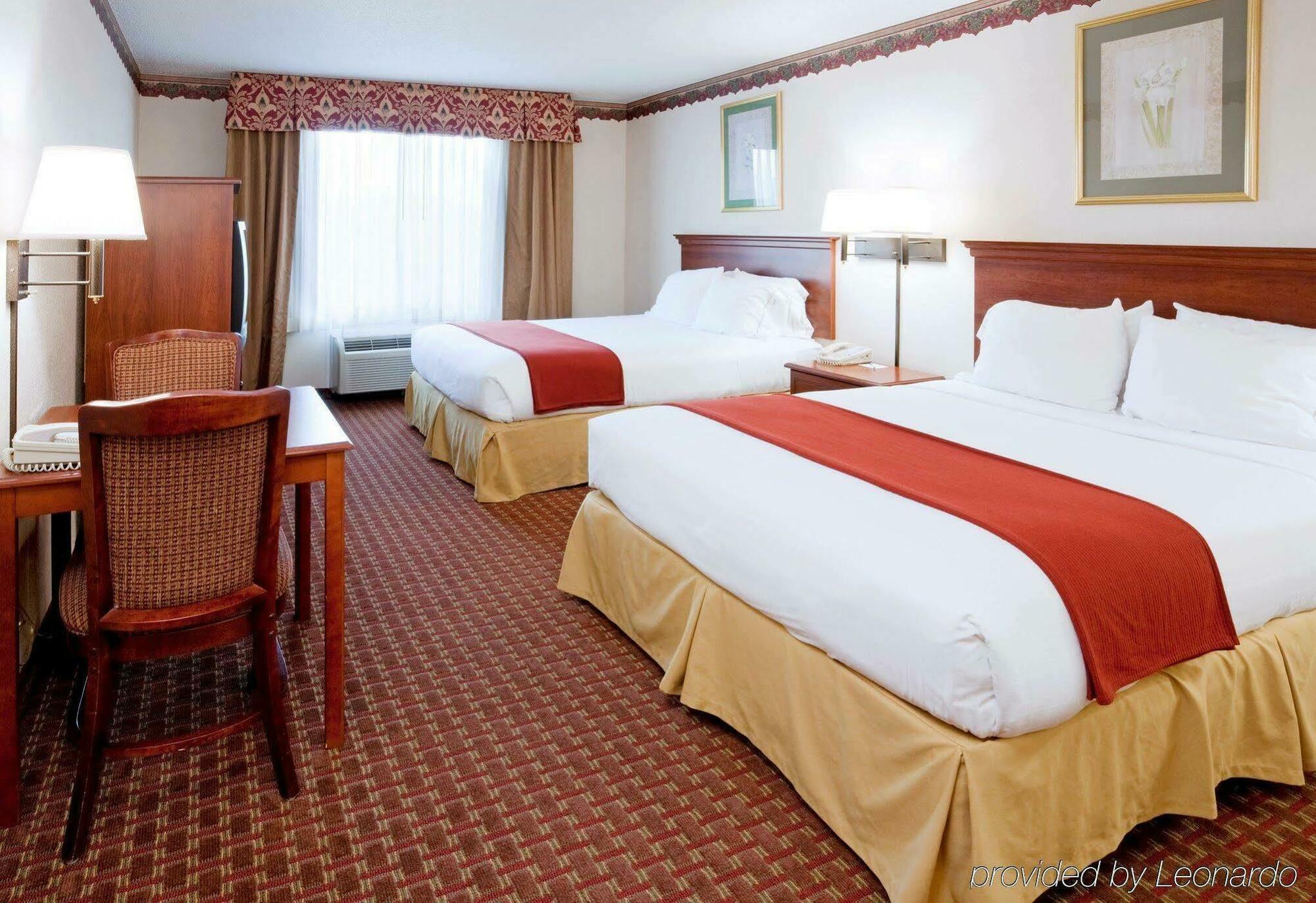 Holiday Inn Express Hillsville By Ihg Esterno foto