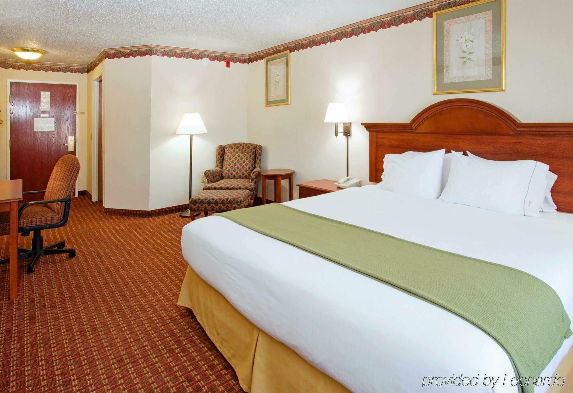 Holiday Inn Express Hillsville By Ihg Esterno foto