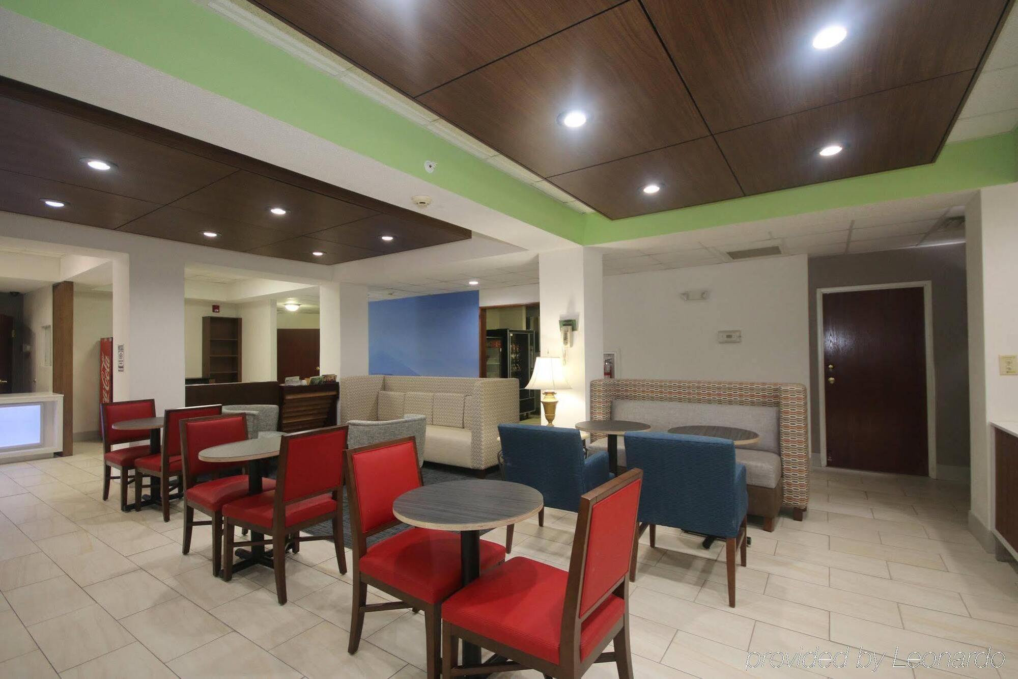 Holiday Inn Express Hillsville By Ihg Esterno foto