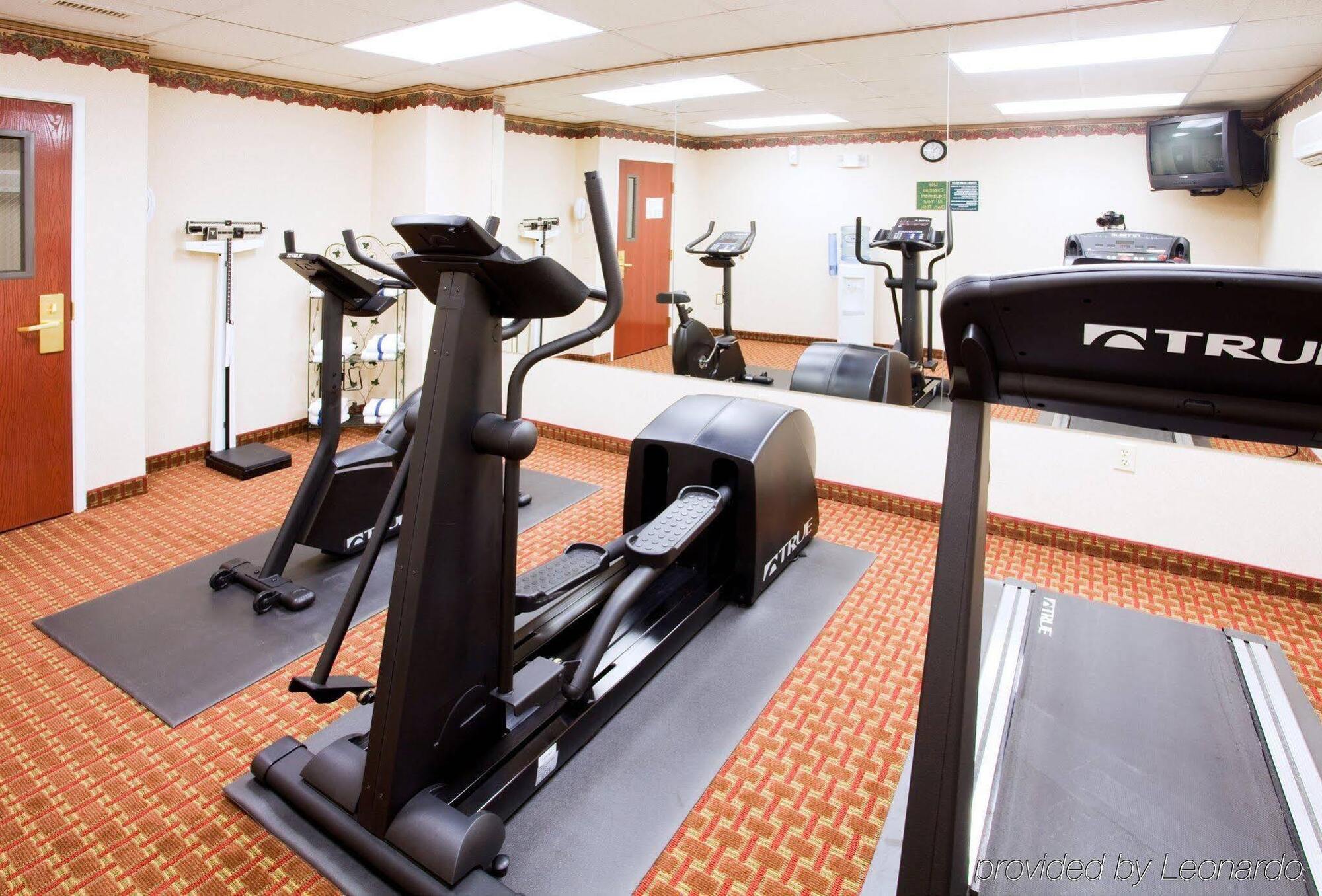 Holiday Inn Express Hillsville By Ihg Esterno foto